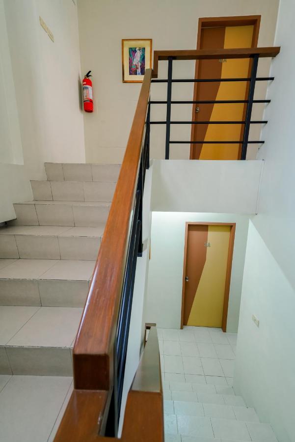 Tarasa Hostel Pasay Exterior photo