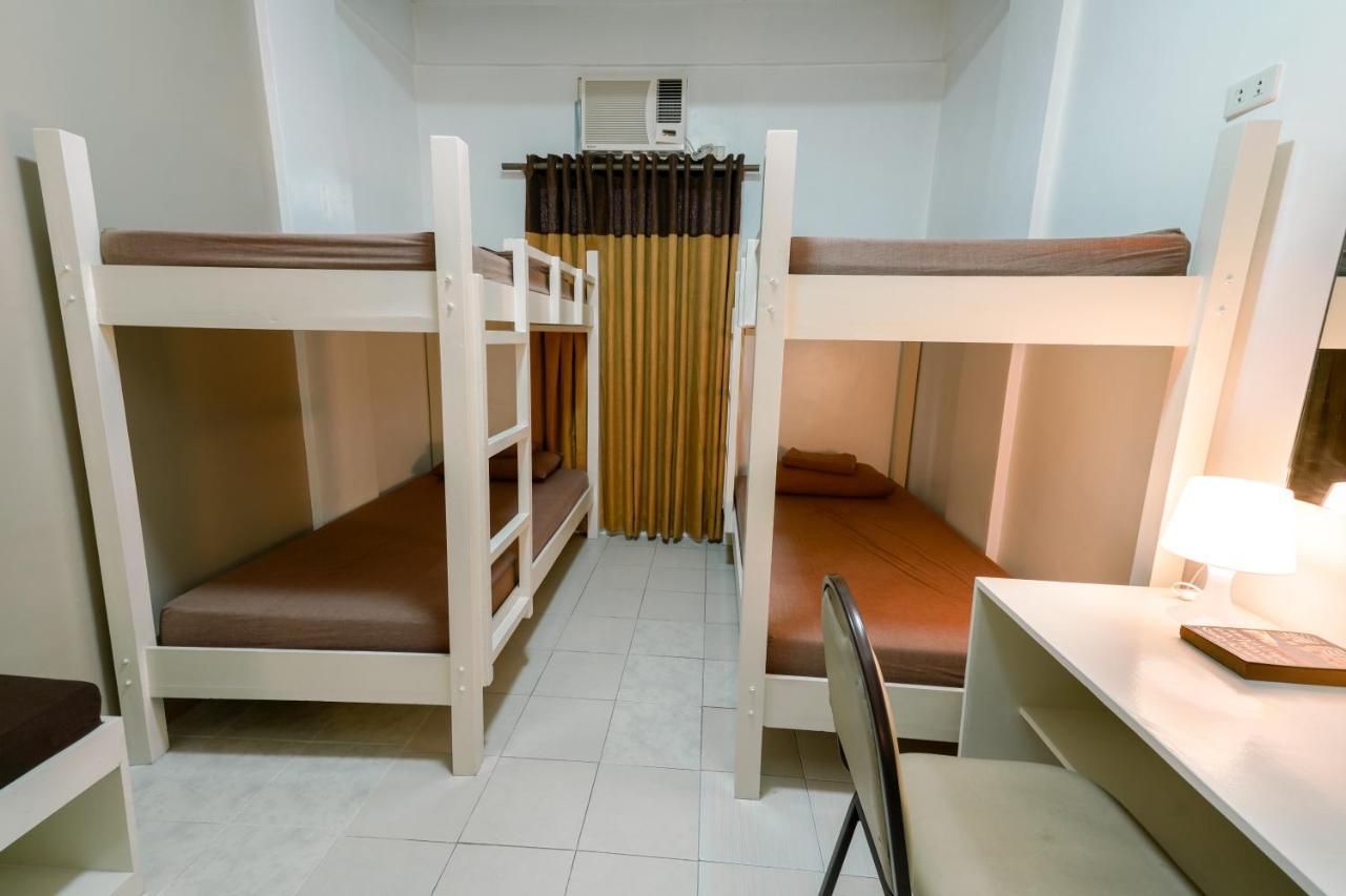 Tarasa Hostel Pasay Exterior photo